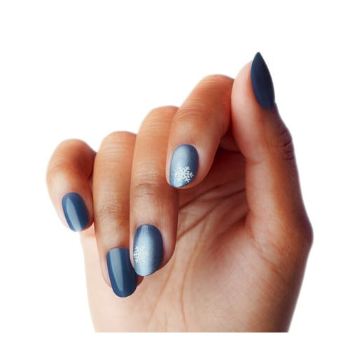 KISS Voguish Fantasy, Holiday Press on Nails, Merry Clause, Blue, Short Oval, 28 Count
