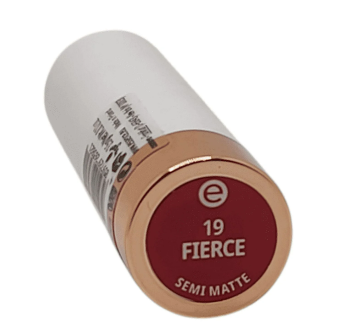Essence Lipstick #19 Fierce - New