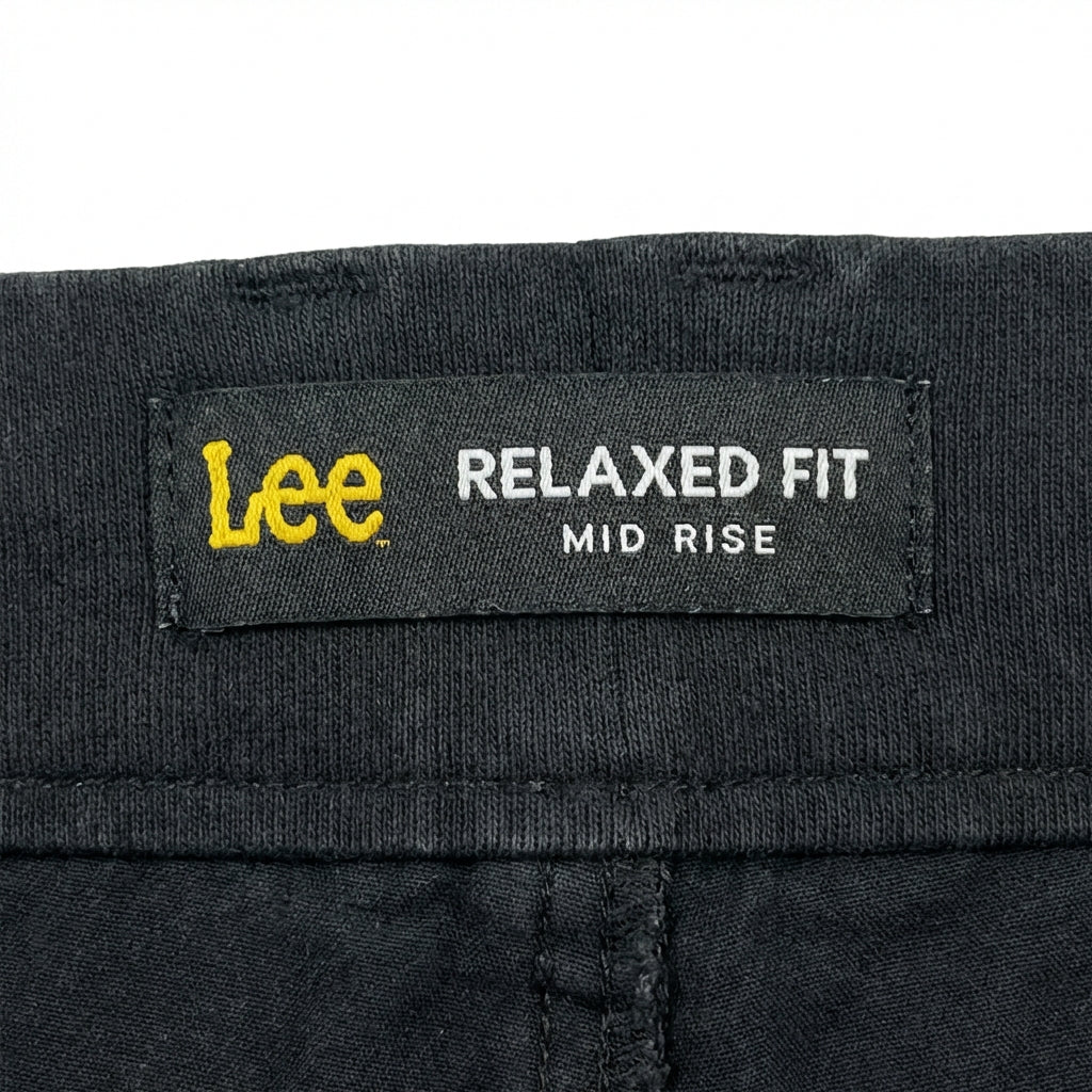 Lee Relaxed Fit Mid Rise Cargo Capris Women's Size 14 Black Cropped Pants NWOT