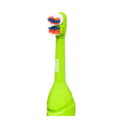 Oral-B Kid's Battery Toothbrush Featuring Lucas Film's Mandalorian, for Children 3+