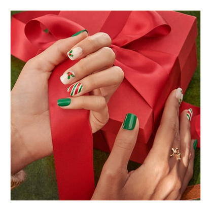 KISS imPRESS Holiday Press on Nails, Festive Lights, Green, Short Squoval, 30 Count