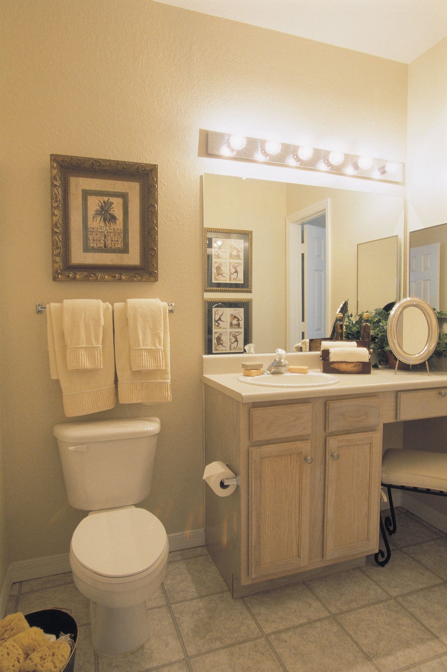 GE Lighting 37906 LED G25 Decorative Bulb with Candelabra Base, 5-Watt, Soft White, 2-Pack