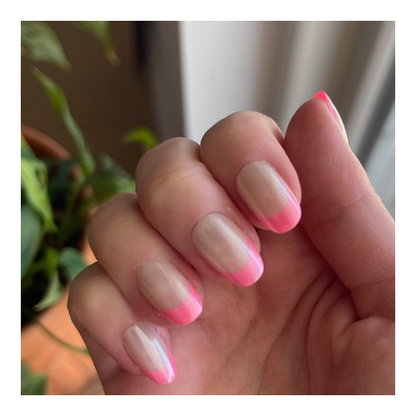 Olive & June Instant Mani Press On Nails (Glue) | Short | Round 42 Fake Nails, 21 Sizes Non-Toxic, Long-Lasting Recycled Materials Realistic Look | Pink Chrome French