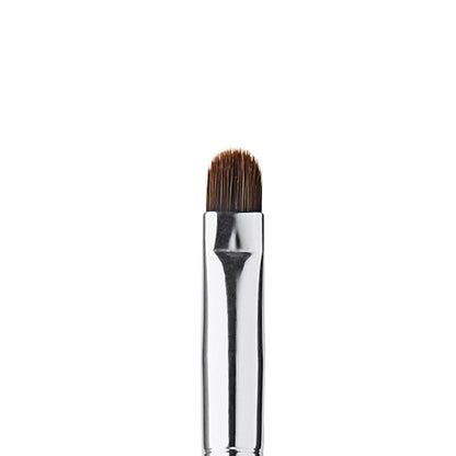 e.l.f. Essentials Small Concealer Brush, Makeup Brush Masks Imperfections & Covers Blemishes For A Flawless Look, Vegan & Cruelty-Free