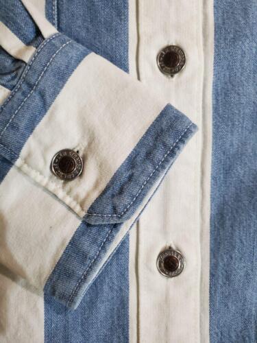 Women's Levi's Silvertab Button Down Oversized Print Shirt Medium Blue White