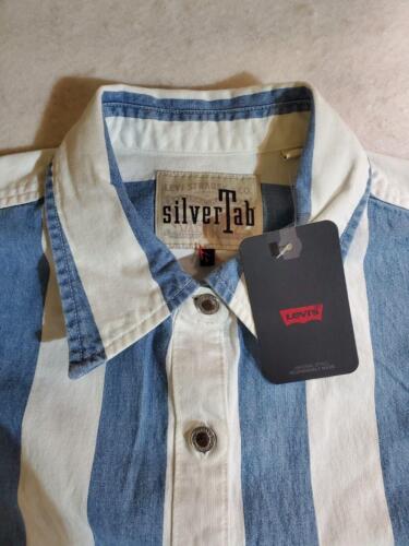 Women's Levi's Silvertab Button Down Oversized Print Shirt Medium Blue White