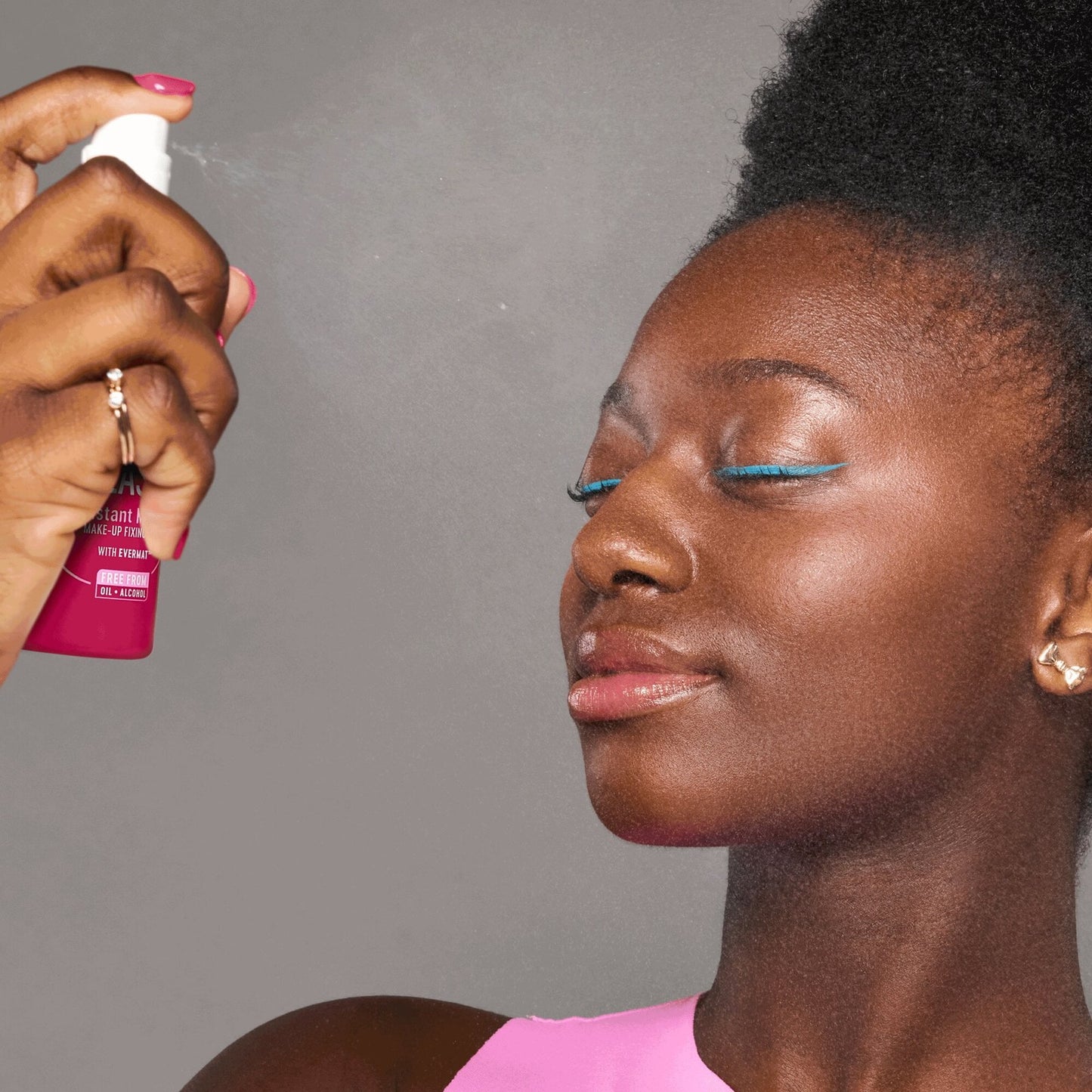 essence Fix & Last Instant Matte Make-Up Fixing Spray