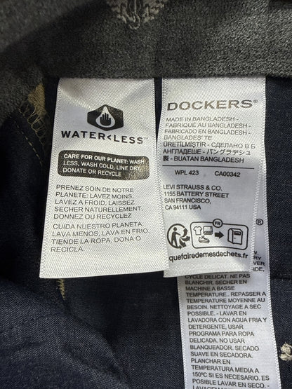 Dockers Men's Signature Khaki Slim Fit Iron Free Stain Defender Pants 32x32 NWT