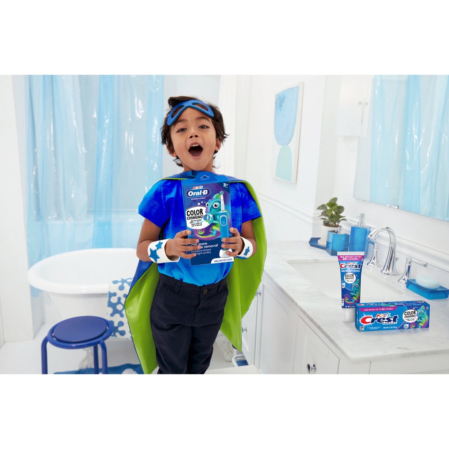 Oral‑B Battery Powered Kids Toothbrush with Color‑Changing Compact Bristles, 3+