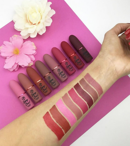 W7 Lippy Chic Ultra Creme Lipstick Sarcasm - Highly Pigmented Creamy Lip Color