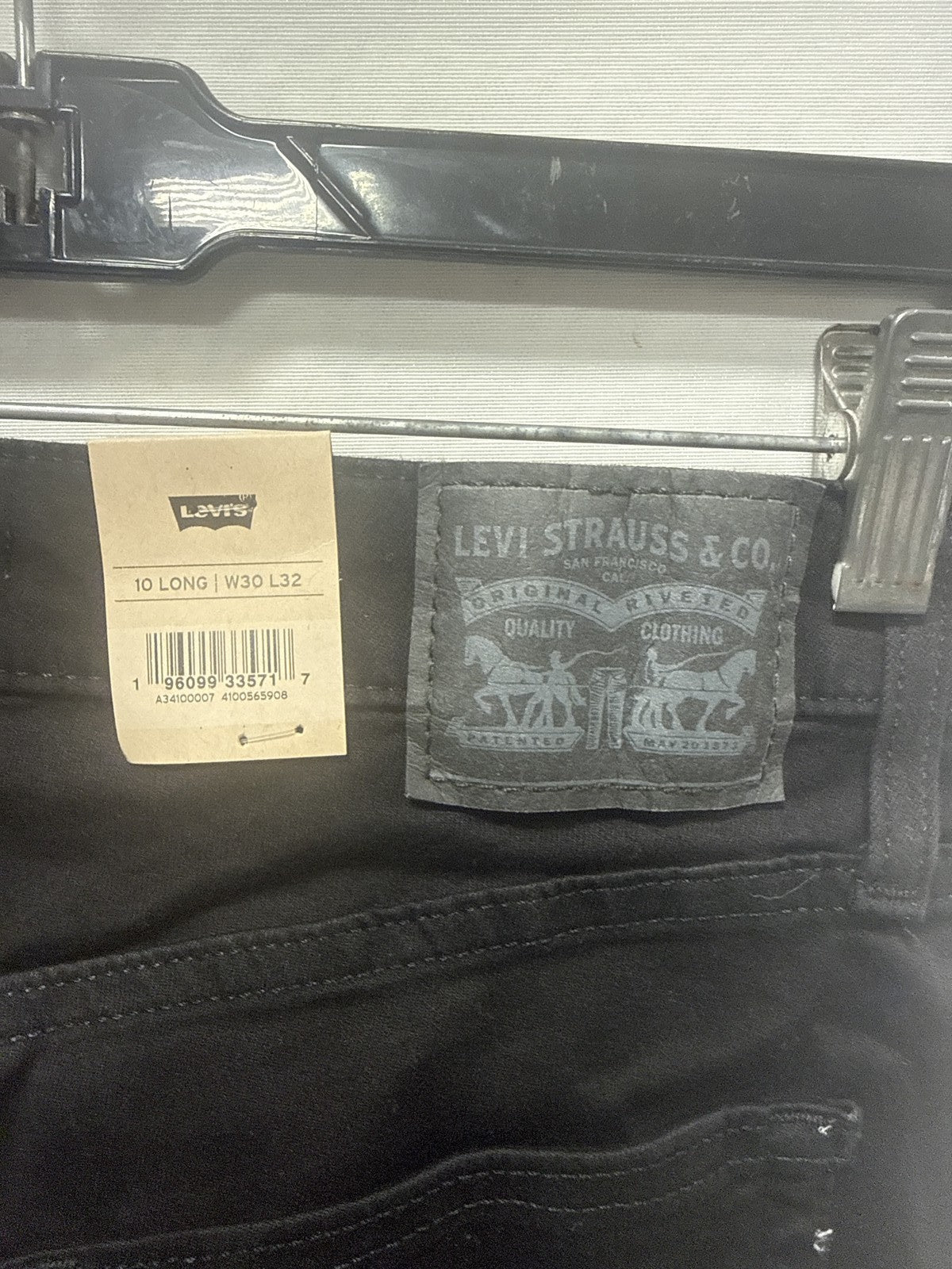Levi's Women's 726 High Rise Flare Jeans 30X32 NWT