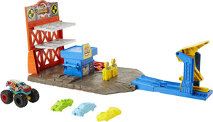 Hot Wheels Monster Trucks, Demo Derby Playset with 1:64 Scale Toy Truck & 3 Crushable Toy Cars