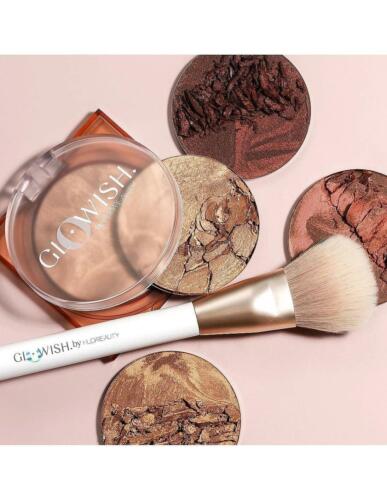 HUDA BEAUTY GloWish Face Bronze and Blush Complexion Brush